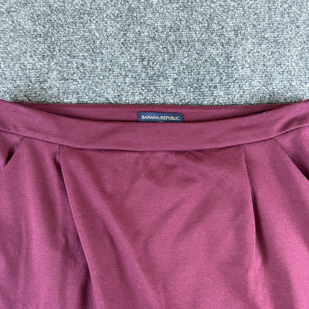 Banana Republic Pencil Skirt Womens 10 Maroon Rayon Pleated Side Zip Bodycon Fit